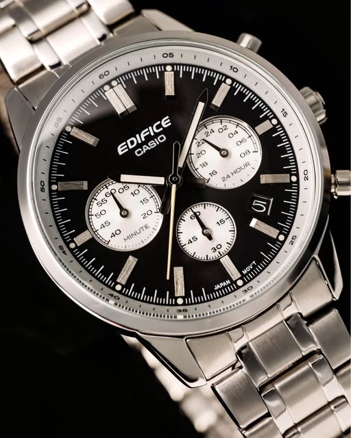 CASIO EDIFICE EFR-575D-1ADF