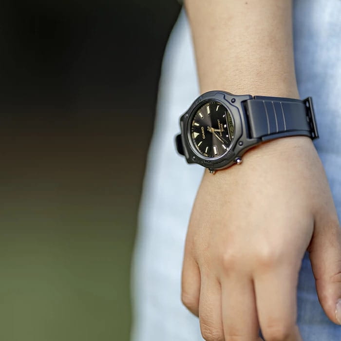 CASIO HOMME SPORT AW-49HE-1AVDF