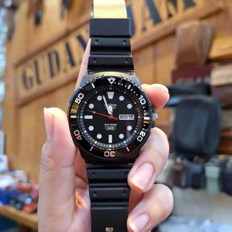 CASIO SPORT - MRW-230H-1E1VDF