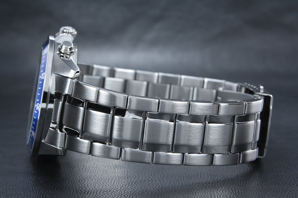 EDIFICE - EFV-540D-1A2VUDF