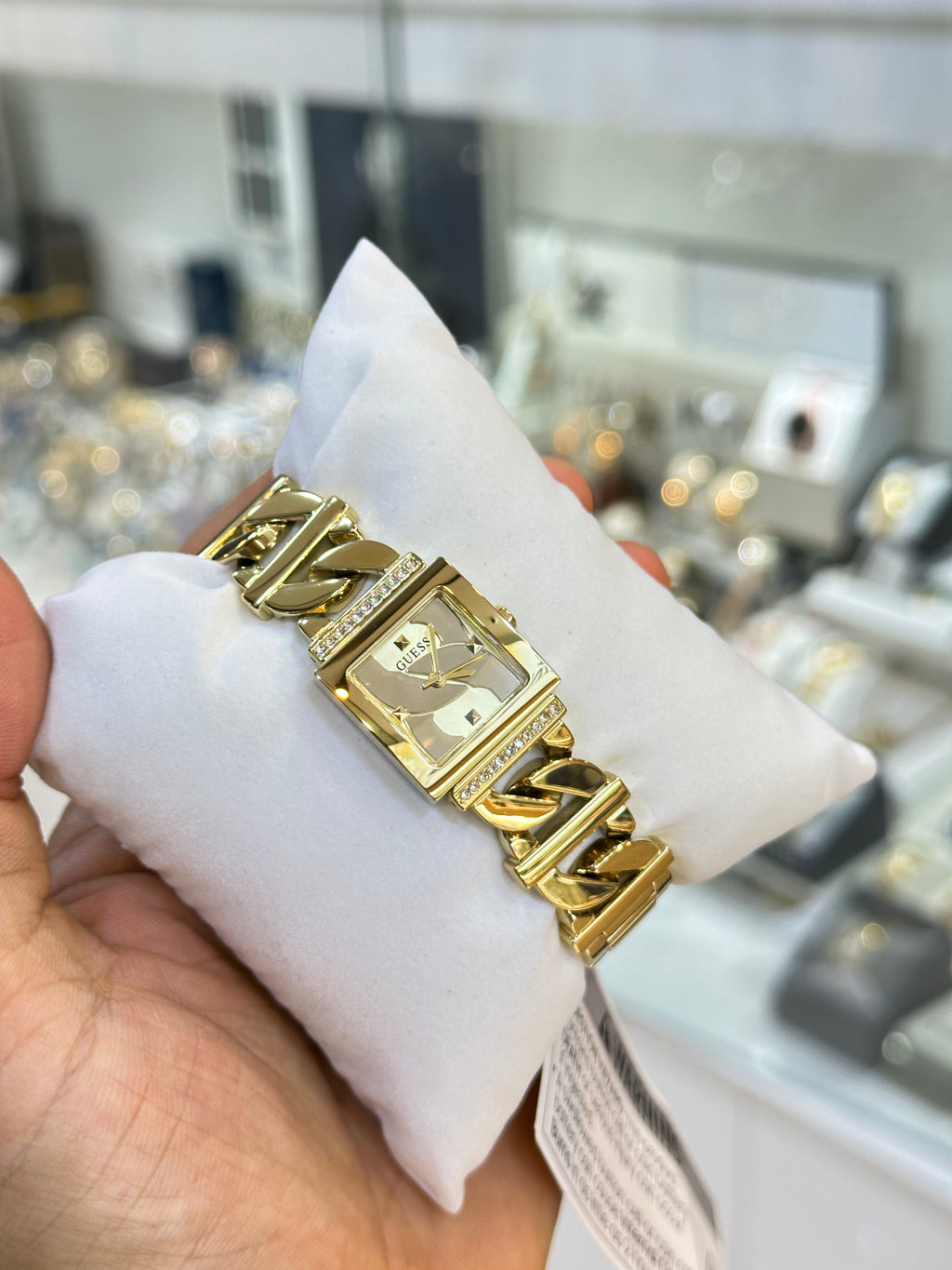 GUESS - GW0603L2
