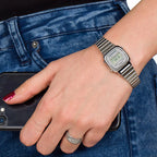 CASIO LA670WA-7DF