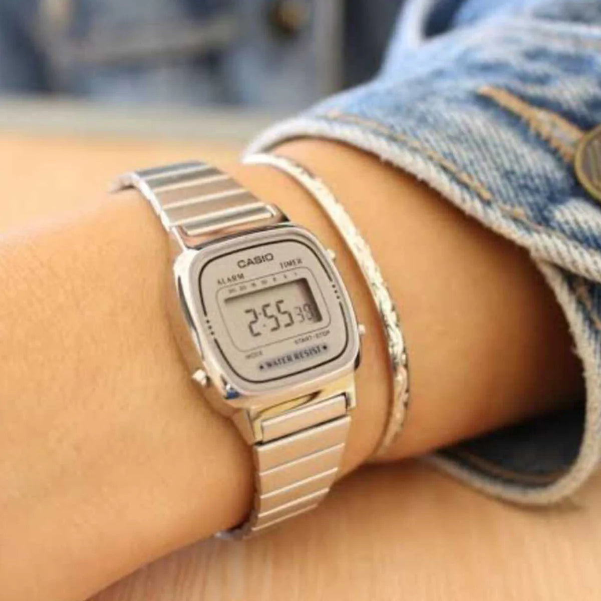CASIO LA670WA-7DF