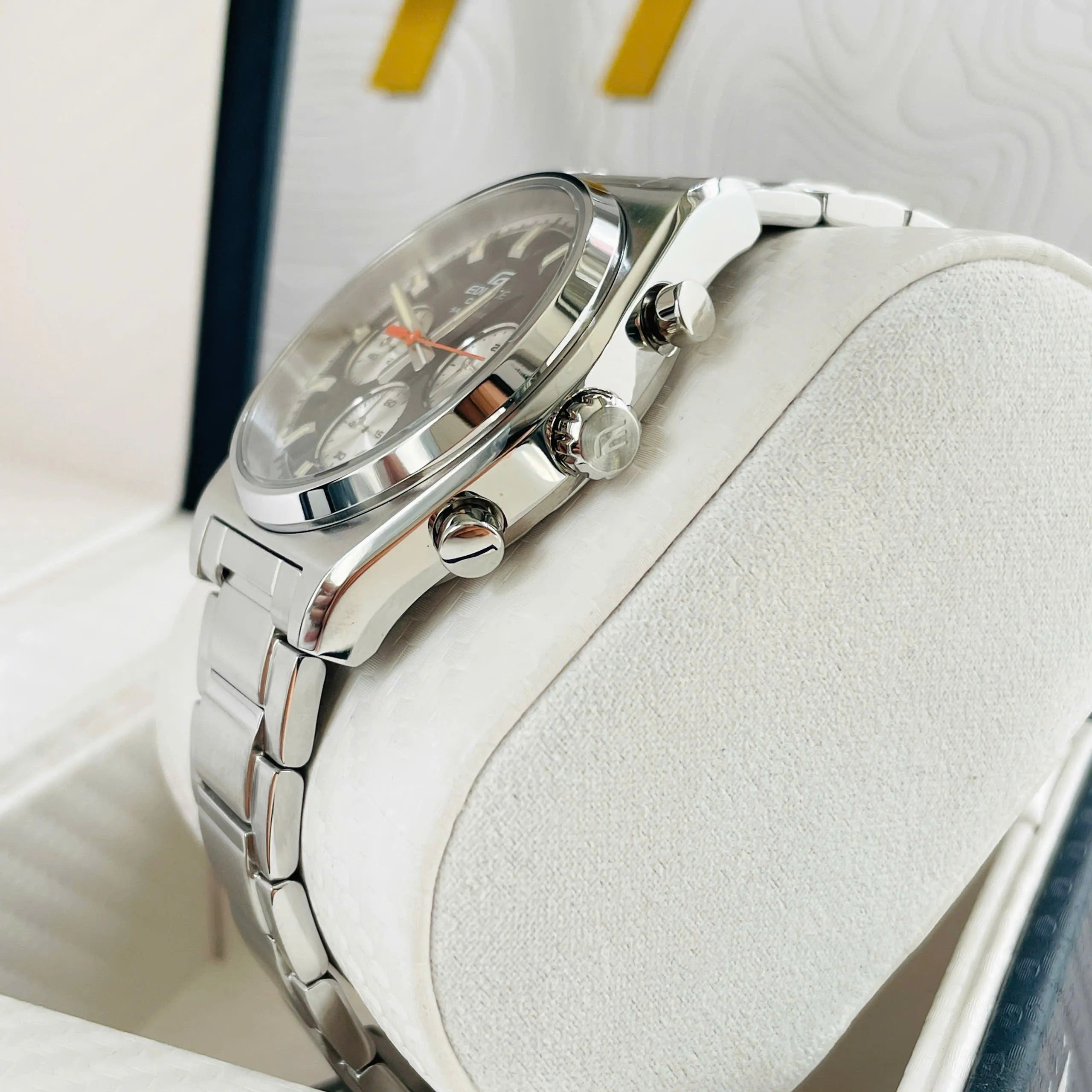 CASIO EDIFICE EFB-730D-1AVUDF